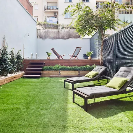 My Space Emirates - Modern Duplex With Private Garden And Swimming Pool Barcelona Exterior photo