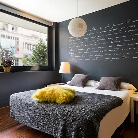 My Space Emirates - Modern Duplex With Private Garden And Swimming Pool Barcelona Exterior photo