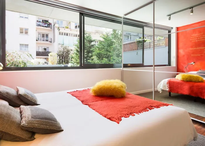 My Space Emirates - Modern Duplex With Private Garden And Swimming Pool